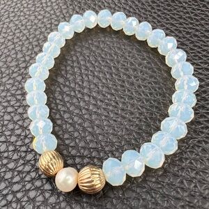 Vintage Pearlescent Faceted Glass Gold & Pearl Beaded Stretch Bracelet 7"